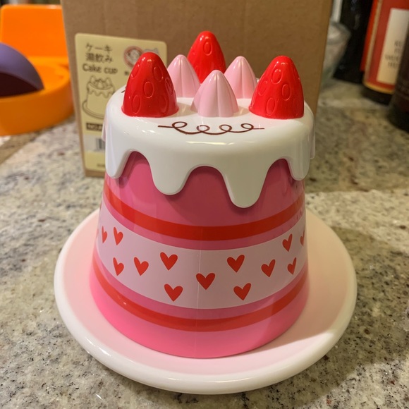 Plastic cute dessert looking cup - Picture 2 of 8